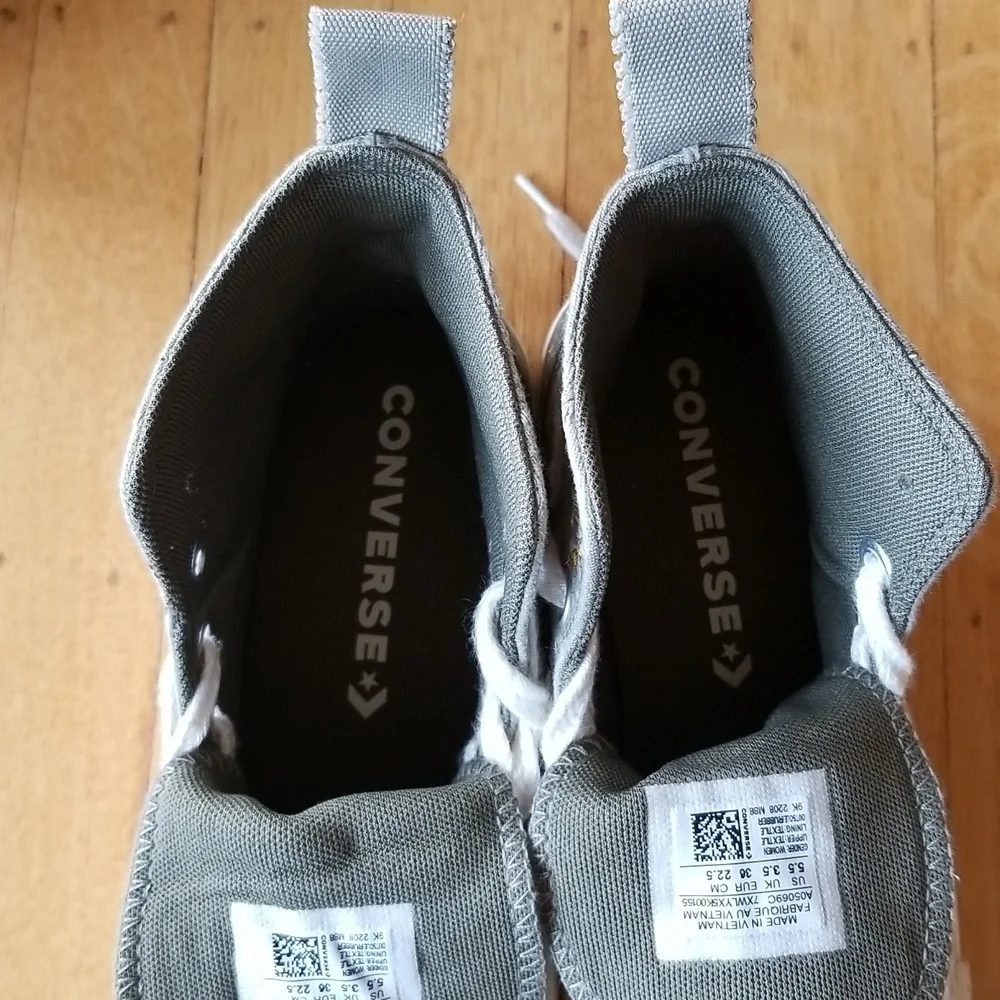 Converse Chuck Taylor All Star Lift Platform Autumn Embroidery Shoes. Size 5.5 - Picture 11 of 12